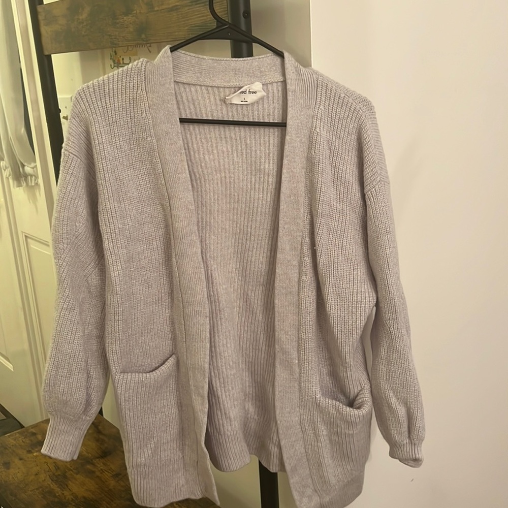 Aritzia Wilfred cardigan sweater